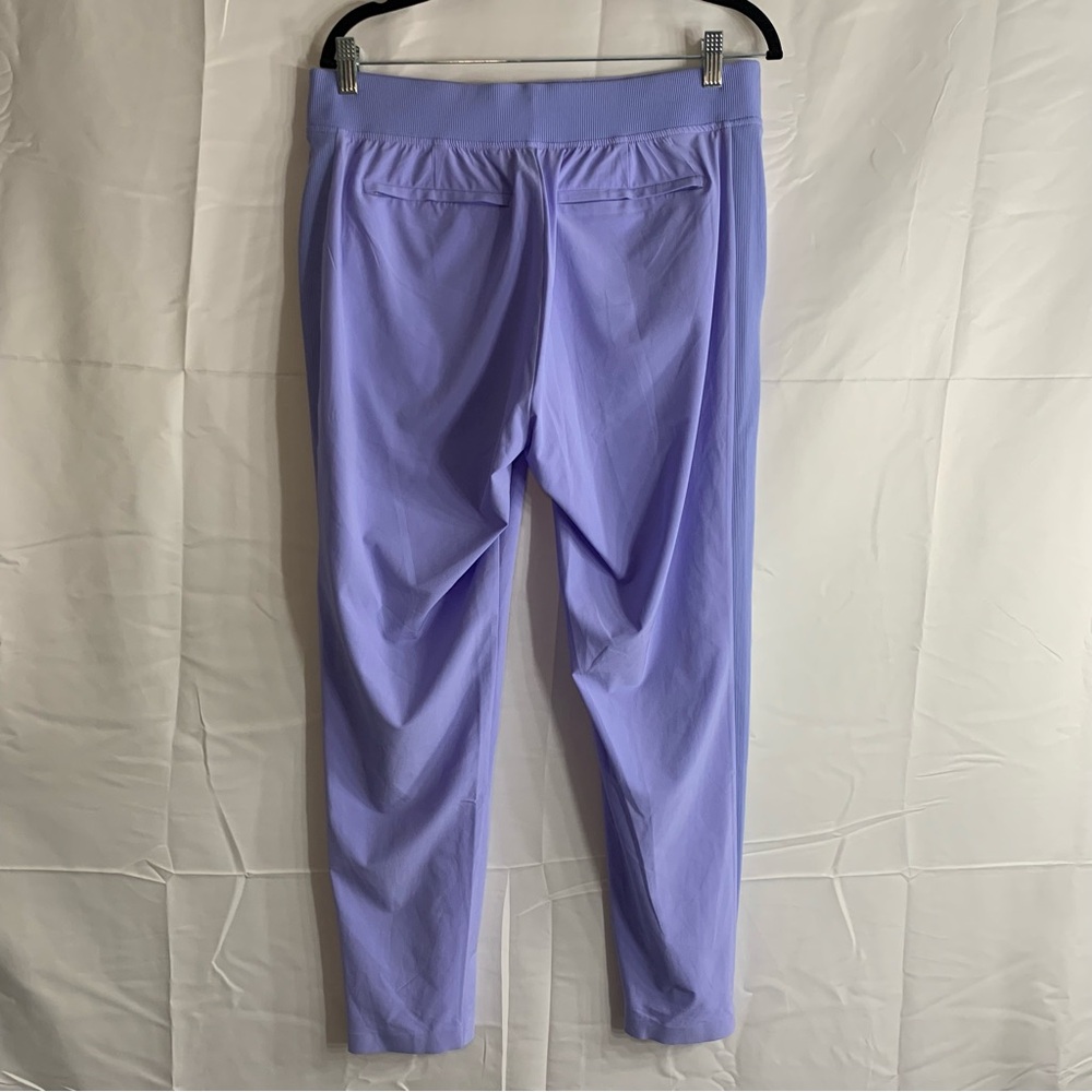 Athleta Brooklyn Mid Rise Featherweight Ankle Trousers, size 10 - Picture 13 of 14